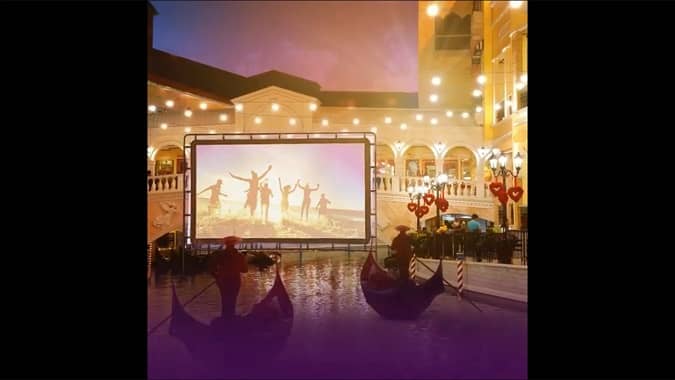 Venice Grand Canal Float in cinema