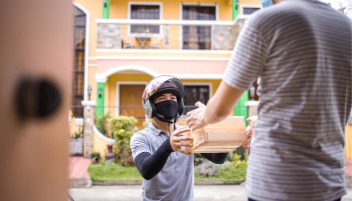 Filipinos order food delivery to avoid parking troubles, other facts on Grab PH’s ‘Food Trends Report’