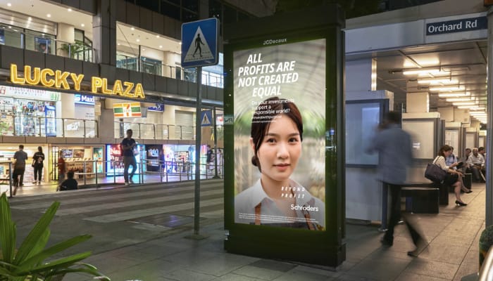 Yahoo-Schroders-DOOH-Omnichannel-Campaign