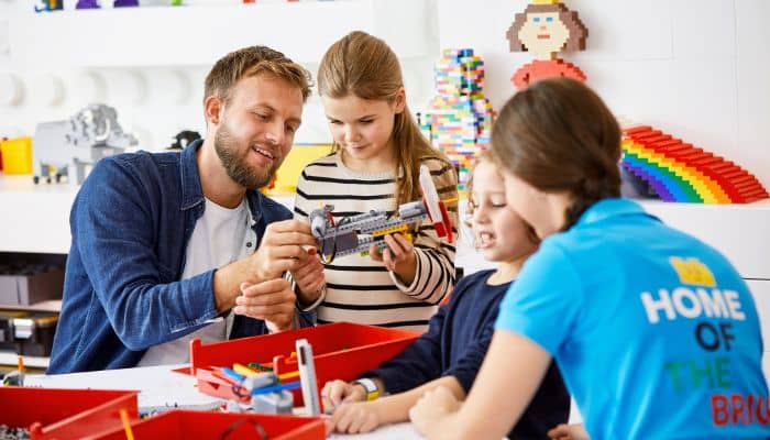 The LEGO Group hands global media duties to Publicis One