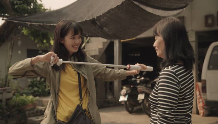 This campaign from a Thai chicken chain reunites loved ones through TikTok