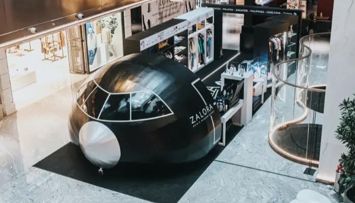 ZALORA launches immersive retail experience for year-end shopping season