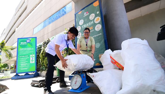 SM Supermalls advocates for a waste-free community through ‘Trash to Cash’ initiative